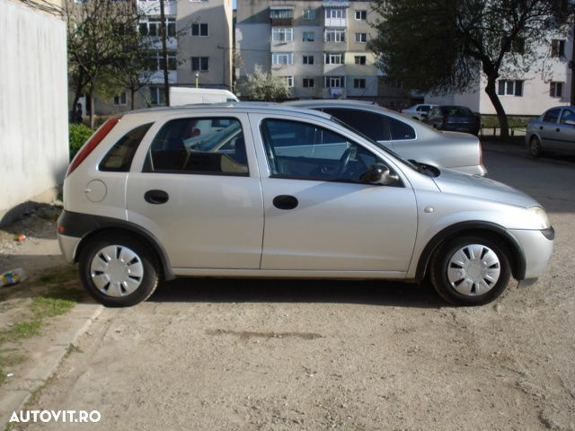 Opel Corsa - 3
