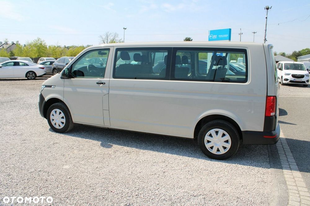 Volkswagen Transporter - 9