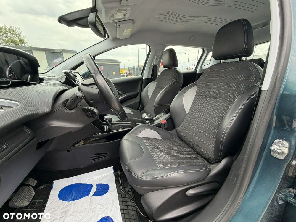 Peugeot 2008 PureTech 110 Stop&Start EAT6 Allure - 18
