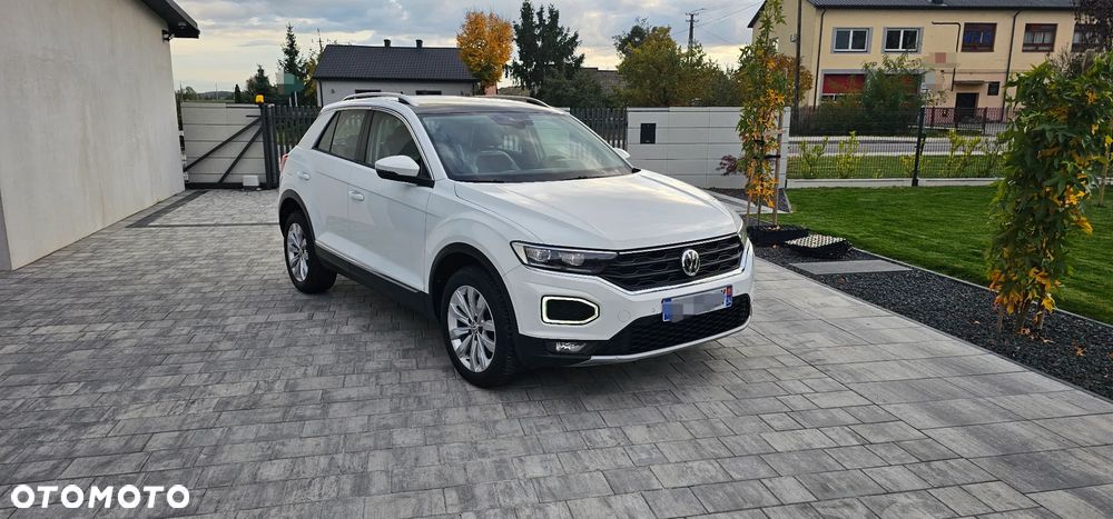 Volkswagen T-Roc - 10