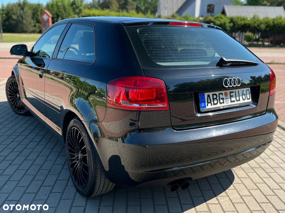 Audi A3 3-drzwiowe 1.8 TFSI S line Sportpaket - 3