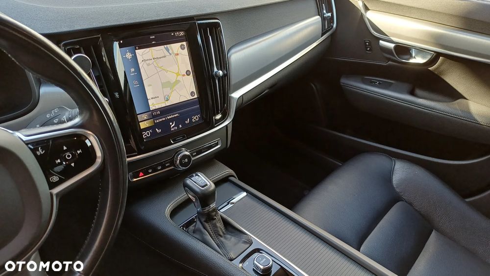 Volvo V90 D4 Geartronic Kinetic - 29