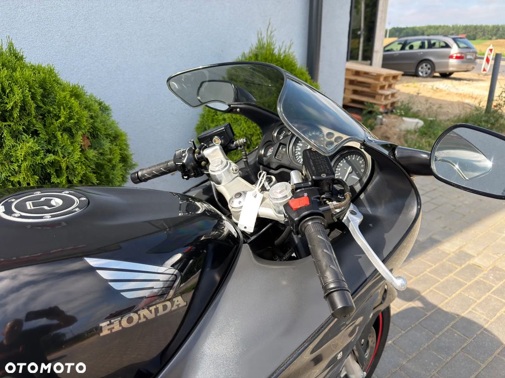 Honda CBR - 21