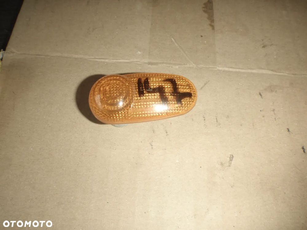 kierunkowskaz kierunek lampa tył halogen alfa romeo 147 156  oryginał - 8
