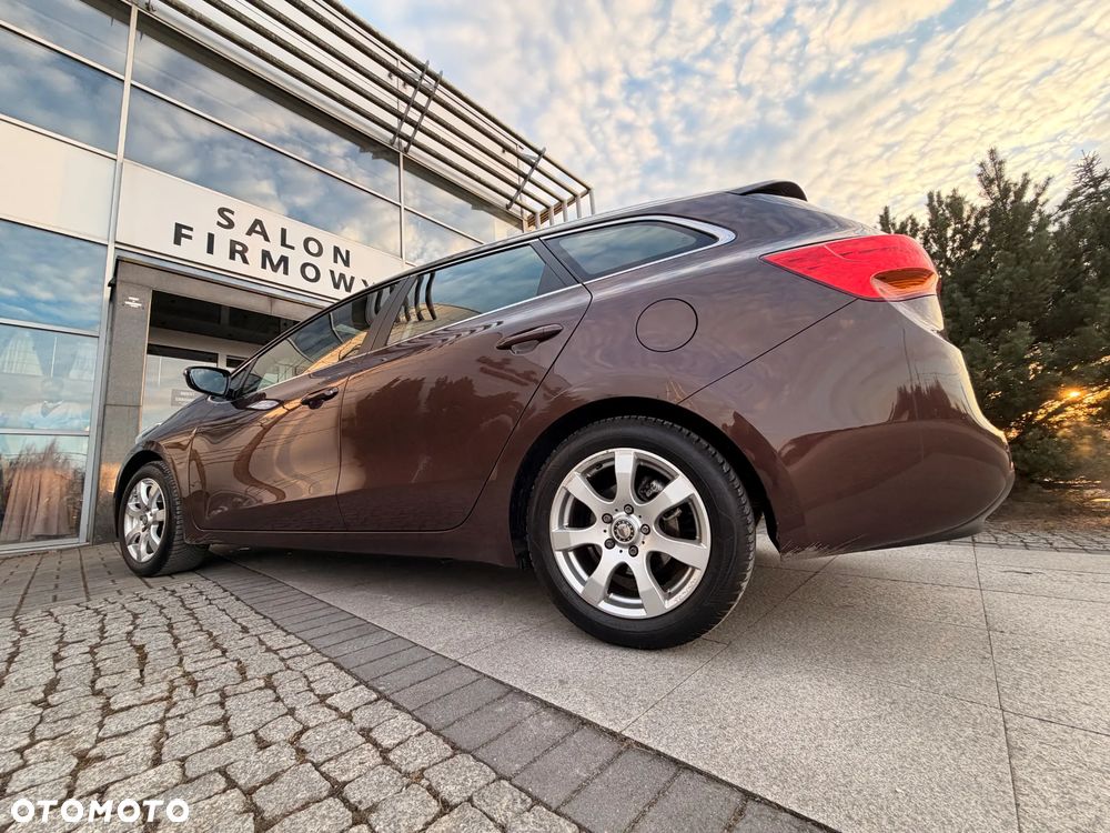 Kia Ceed 1.6 GDI ISG Spirit - 24