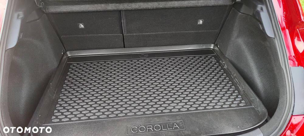 Toyota Corolla 2.0 Hybrid Executive - 15