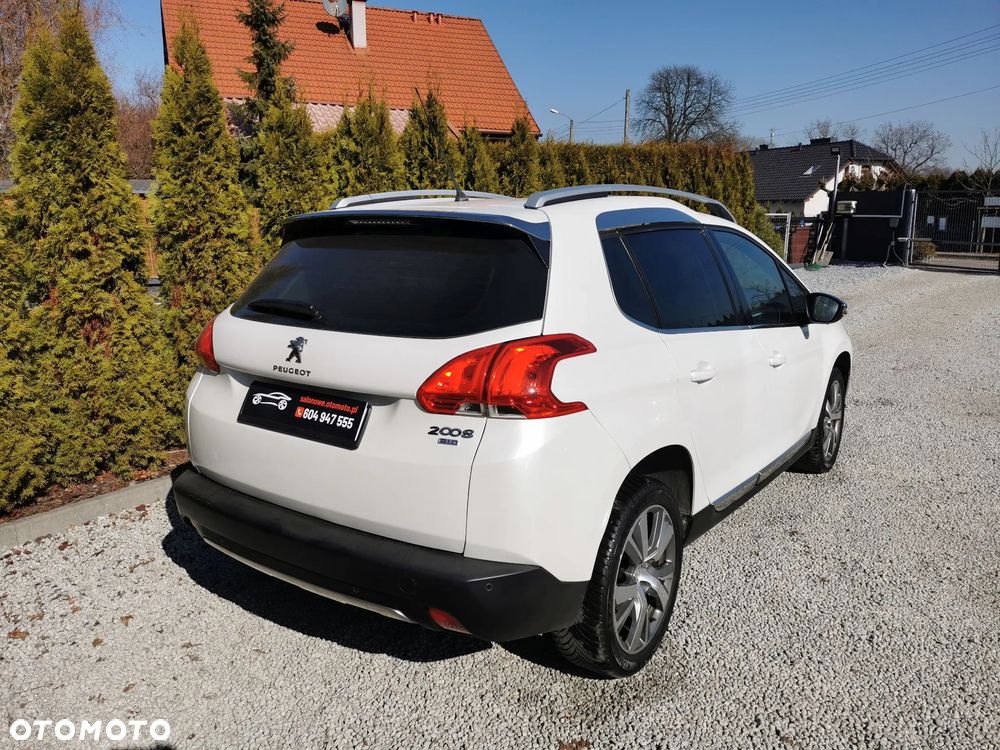 Peugeot 2008 e-HDi FAP 115 STOP & START Allure - 11
