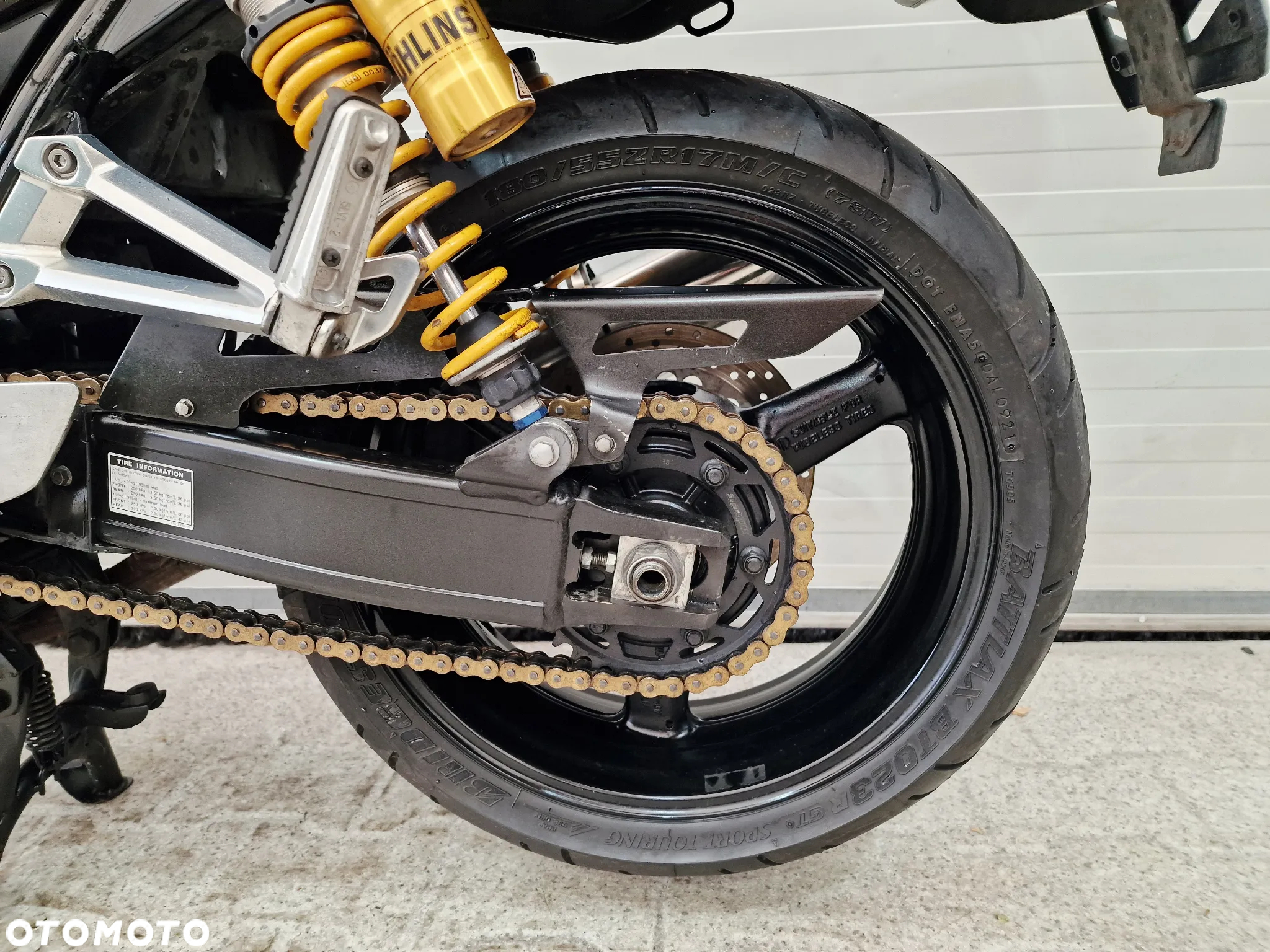 Yamaha XJR - 8