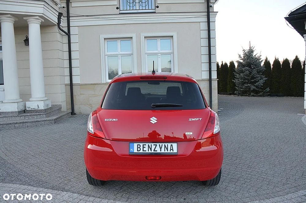 Suzuki Swift - 3