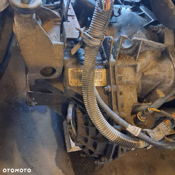 Renault Master II 2.5 Dci 80km Skrzynia biegów PF1