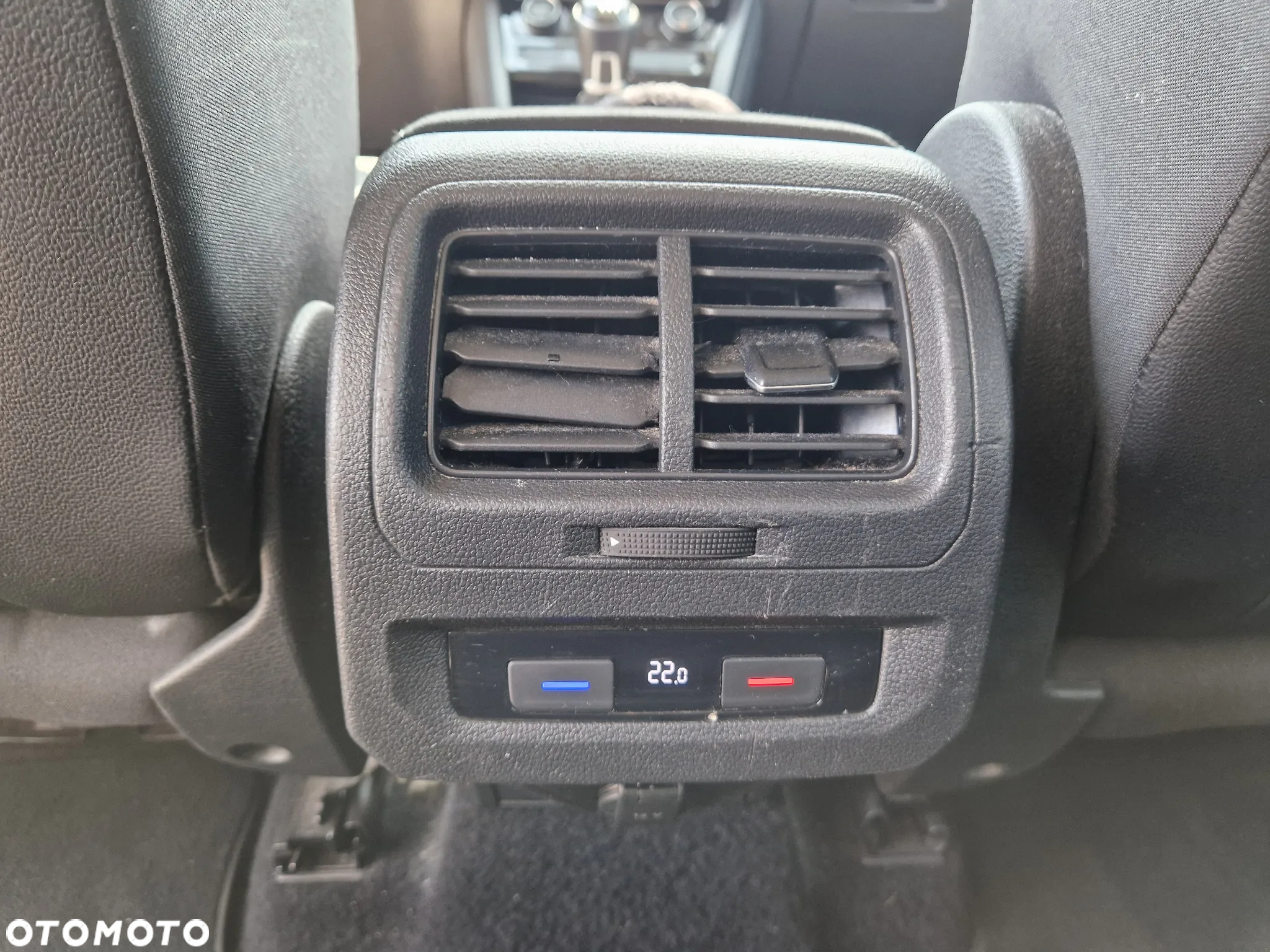 Volkswagen Touran 1.6 TDI BMT SCR Comfortline - 15