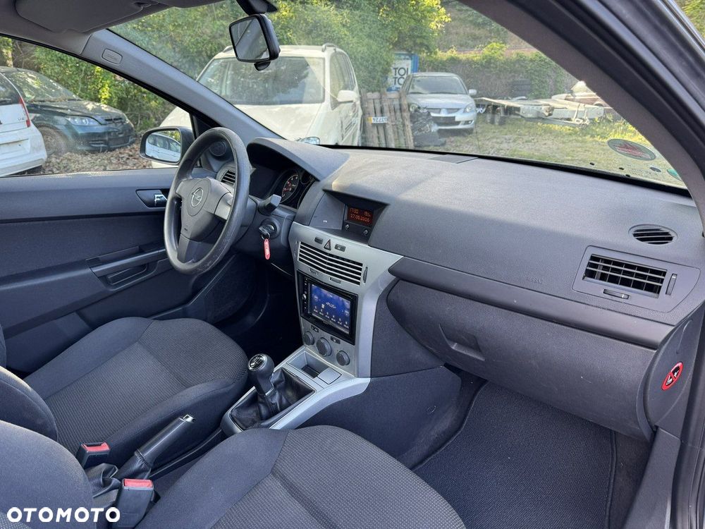 Opel Astra - 14