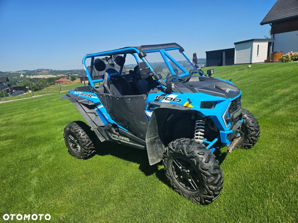 Polaris RZR - 6
