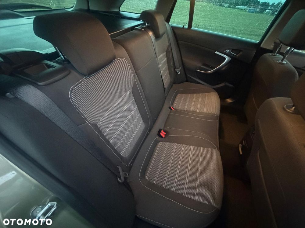 Opel Insignia - 17