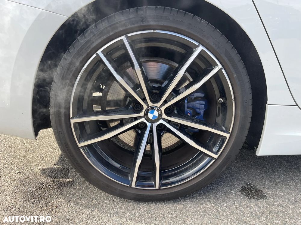 BMW Seria 3 - 28
