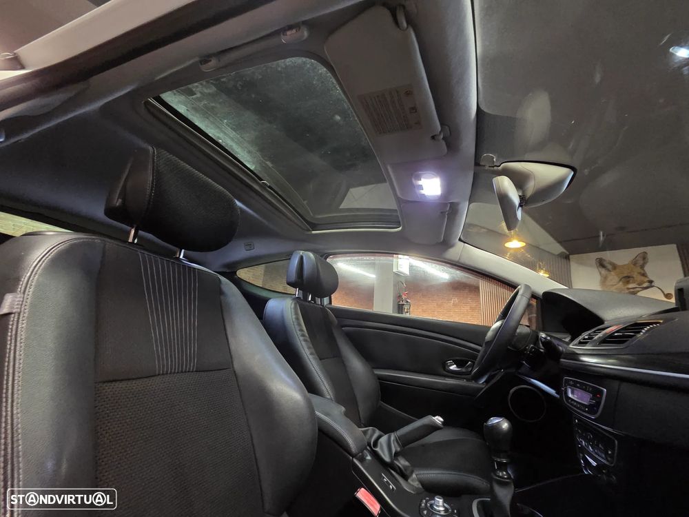 Renault Mégane Coupe 1.5 dCi Dynamique S - 8