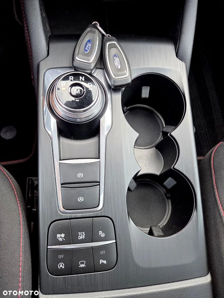 Ford Focus 1.5 EcoBlue Start-Stopp-System ST-LINE - 24