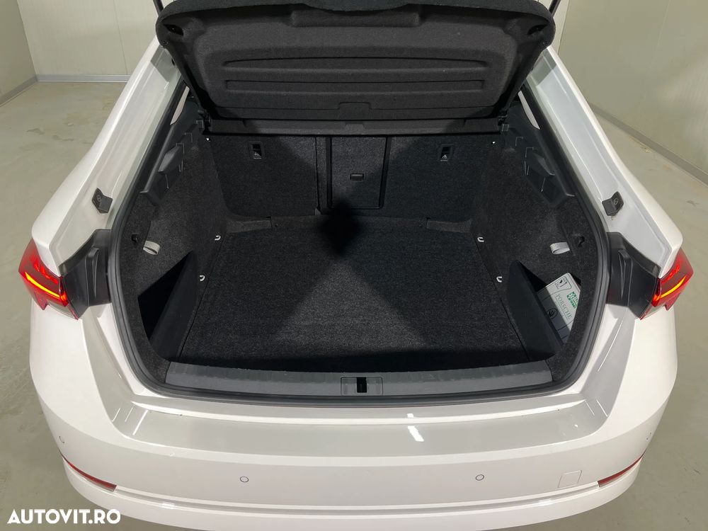 Skoda Octavia 2.0 TDI DSG Style - 13