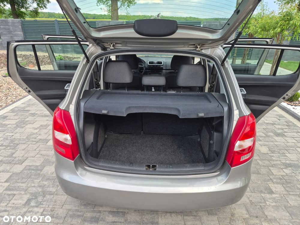 Skoda Fabia 1.2 HTP Elegance - 15