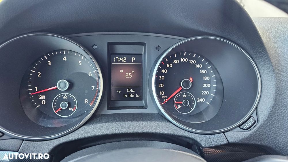 Volkswagen Golf 1.4 TSI DSG Team - 25