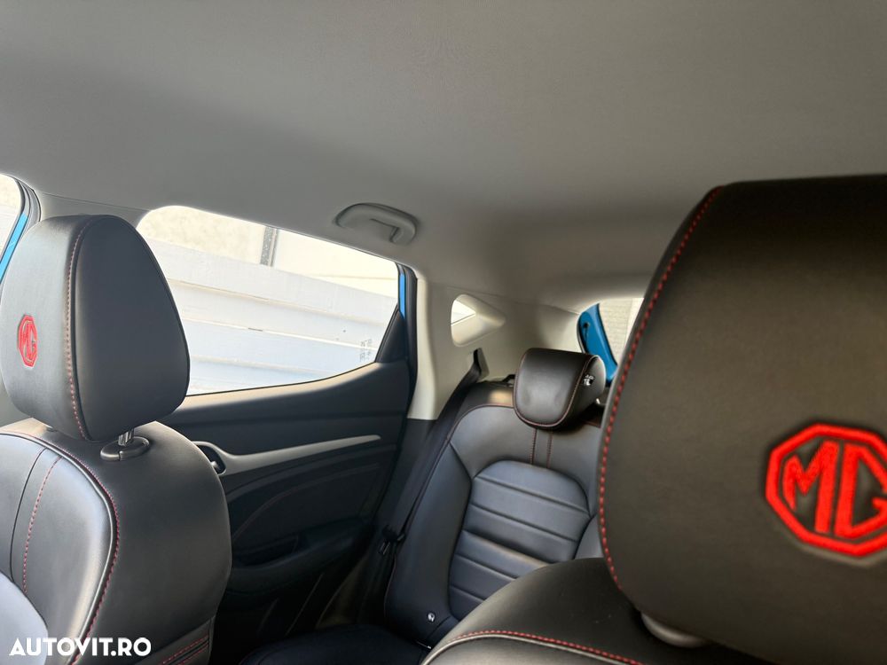 MG ZS - 20