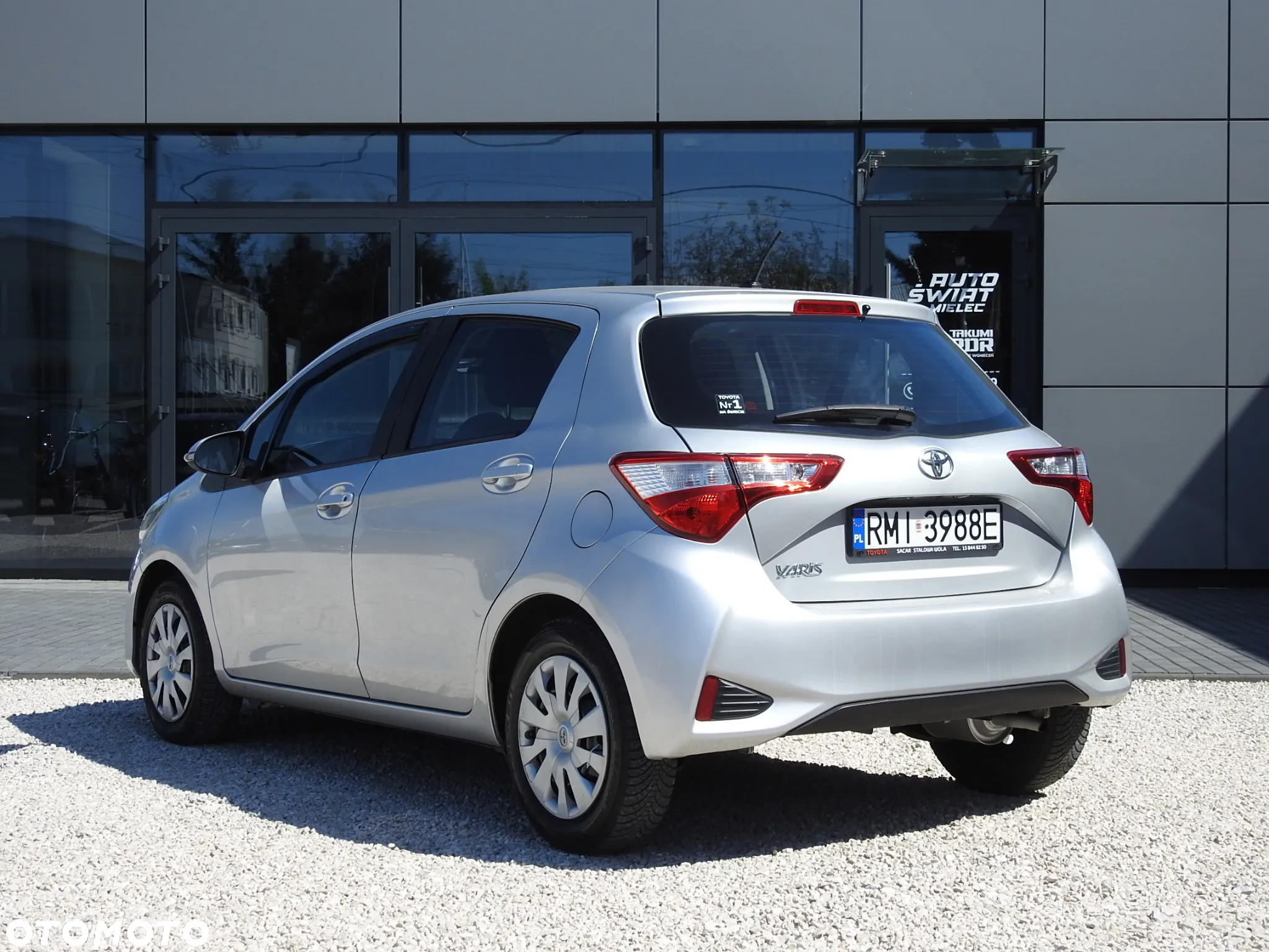 Toyota Yaris 1.0 Active - 5