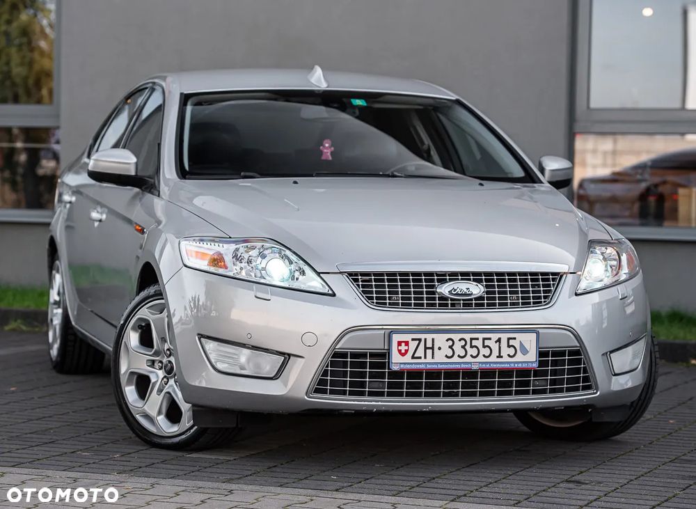 Ford Mondeo 2.5 Titanium - 2