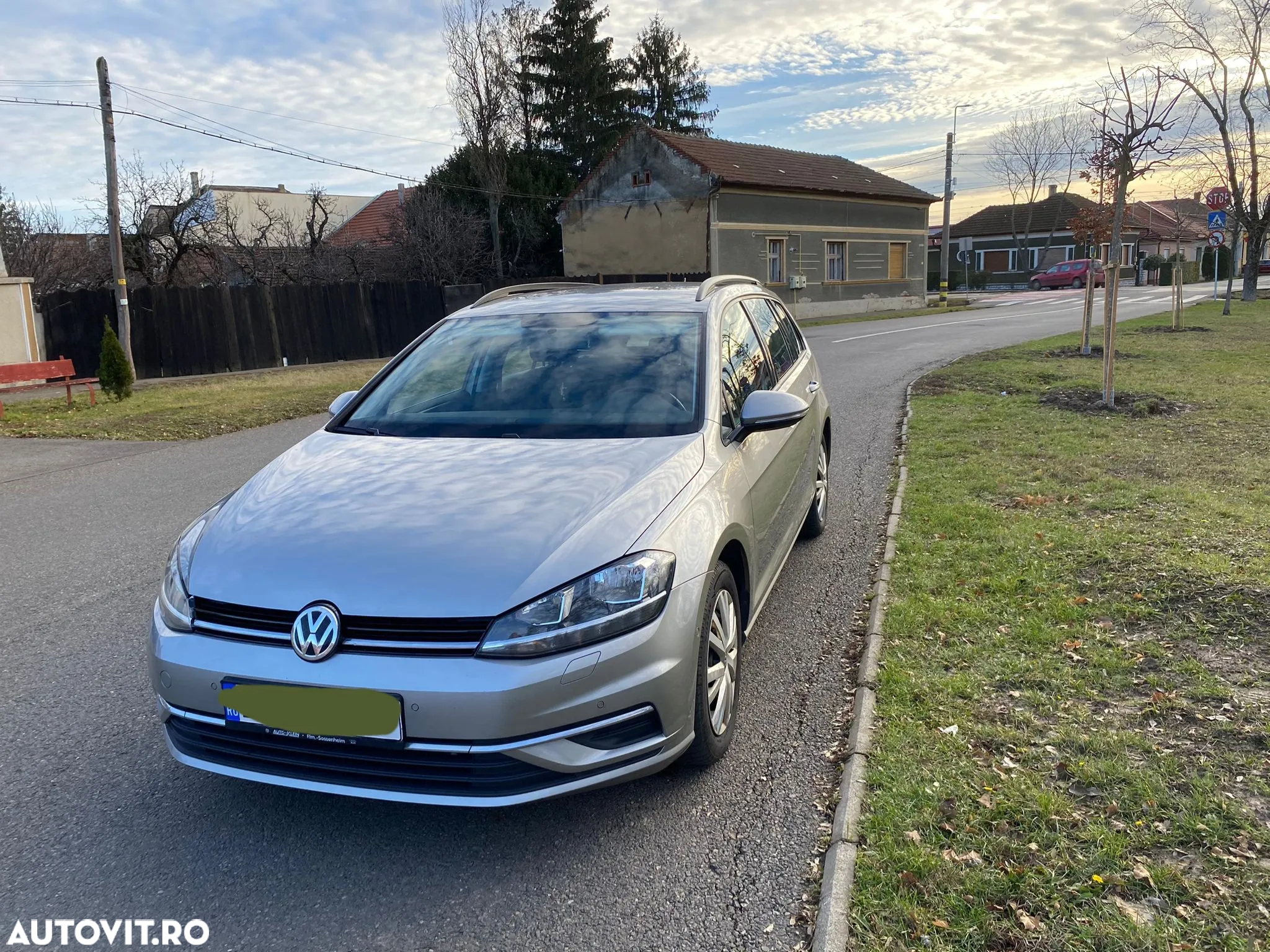 Volkswagen Golf 2.0 BlueTDI Comfortline - 13