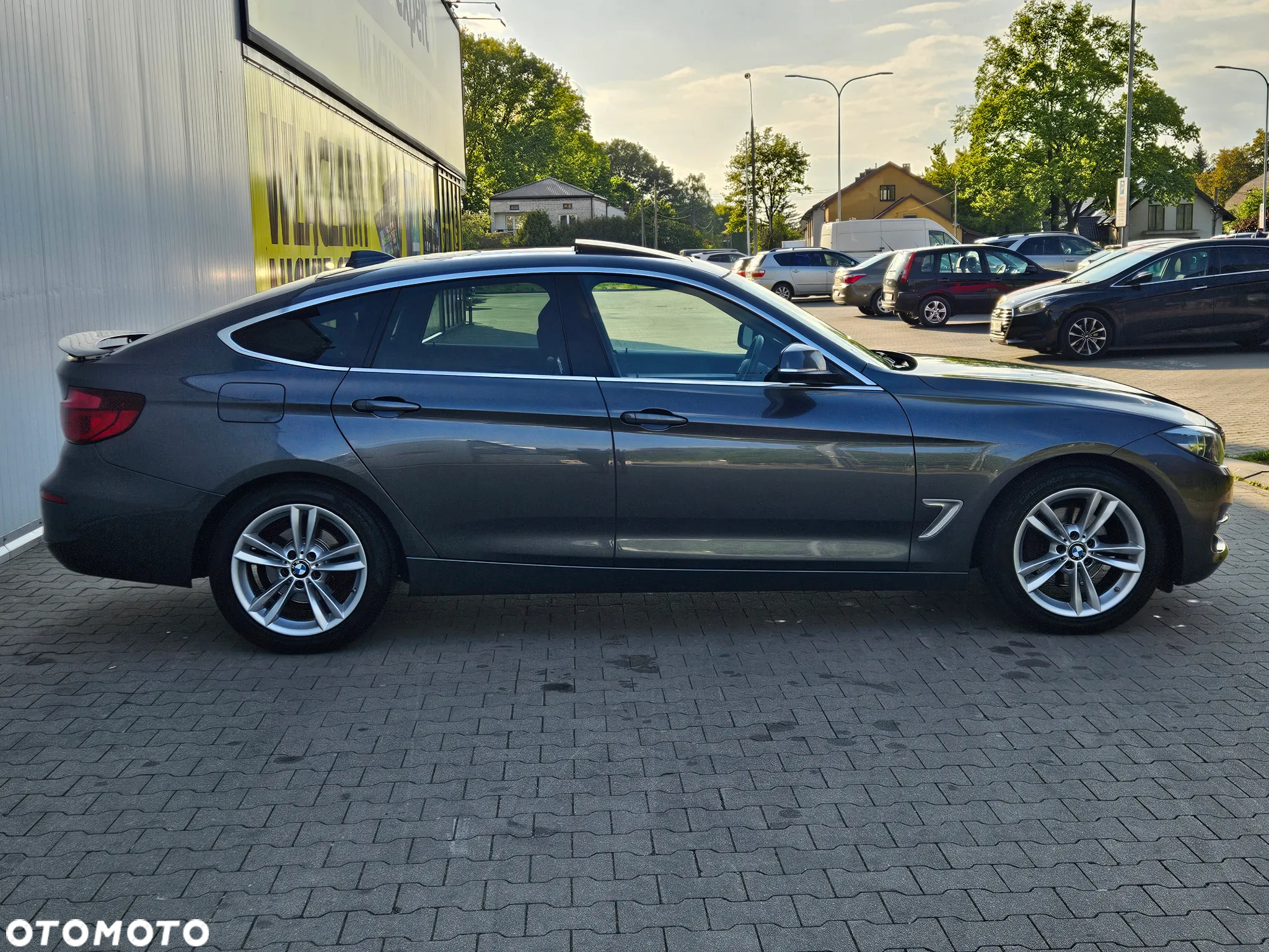 BMW 3GT 320d xDrive Luxury Line - 21
