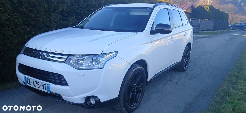 Mitsubishi Outlander 2.2 DI-D 4WD Diamant Edition - 1