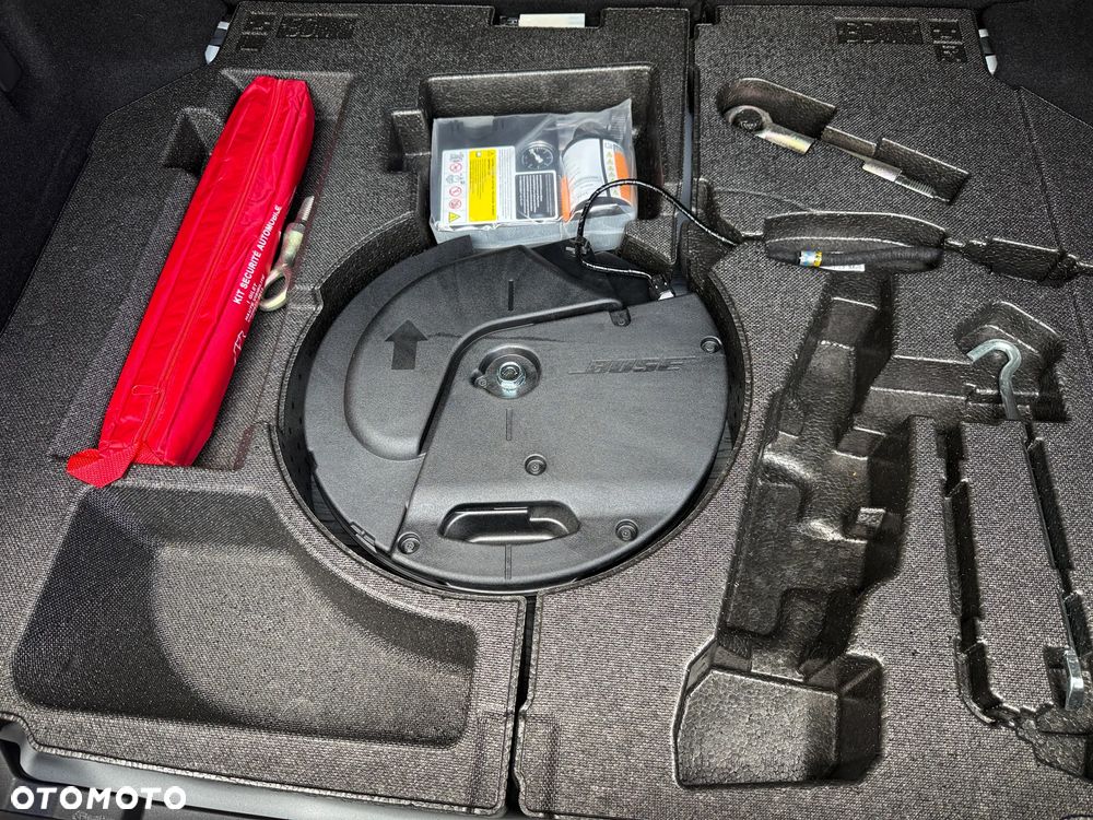 Mazda 3 e-SKYACTIV-X 2.0 M HYBRID HOMURA - 35