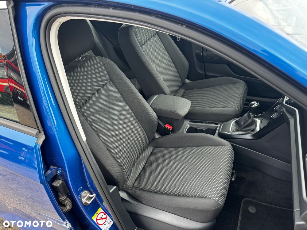 Volkswagen T-Roc 1.5 TSI ACT OPF - 21