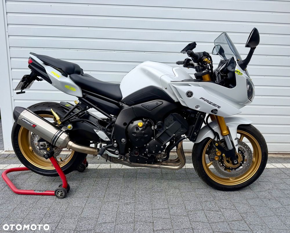 Yamaha FZ8 - 18