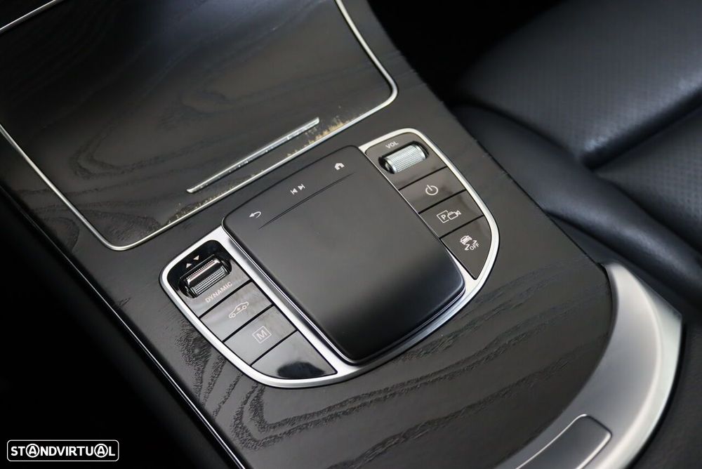 Mercedes-Benz GLC 300 - 37