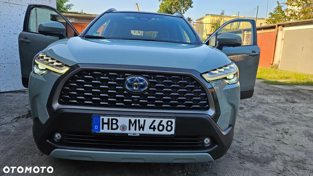 Toyota Corolla Cross 2.0 Hybrid Executive AWD - 2