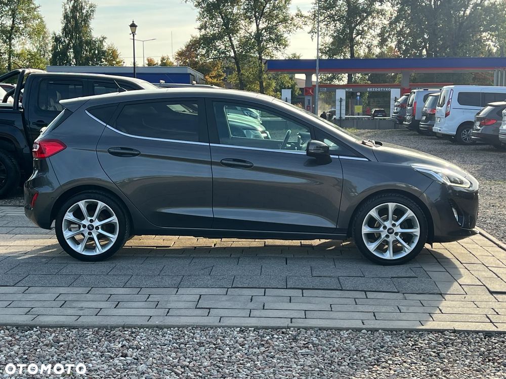 Ford Fiesta - 12