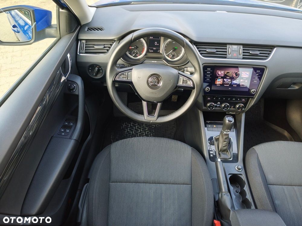 Skoda Octavia 2.0 TDI SCR Style DSG - 6