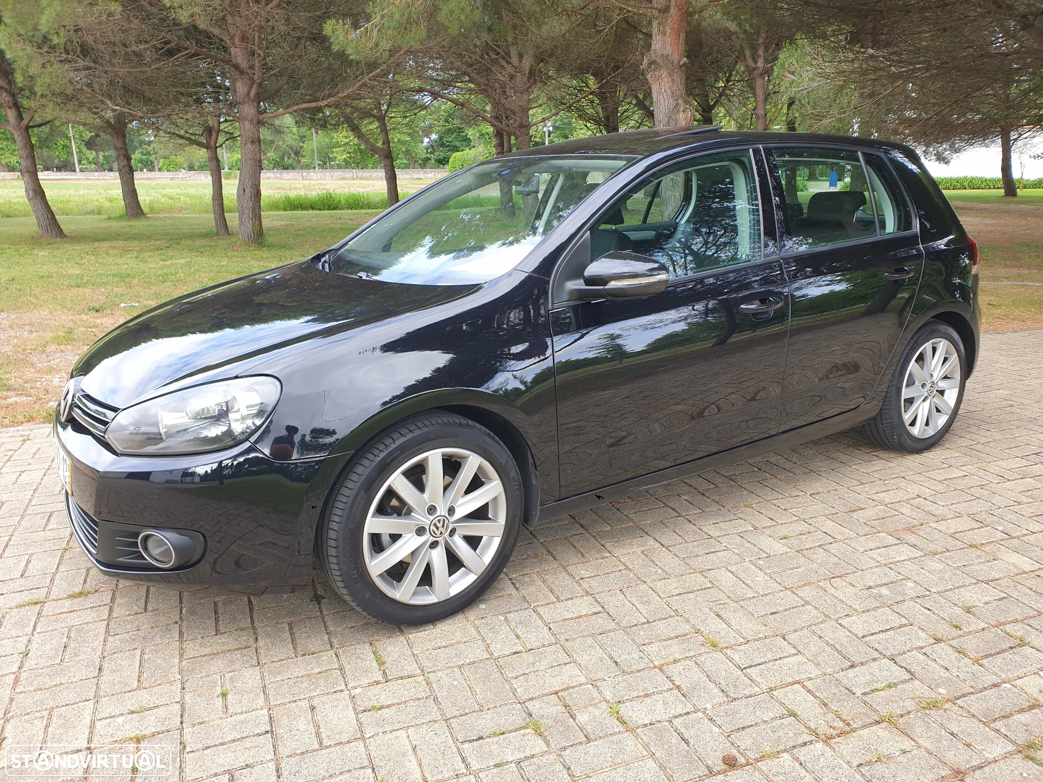 VW Golf 1.6 TDi Highline - 6