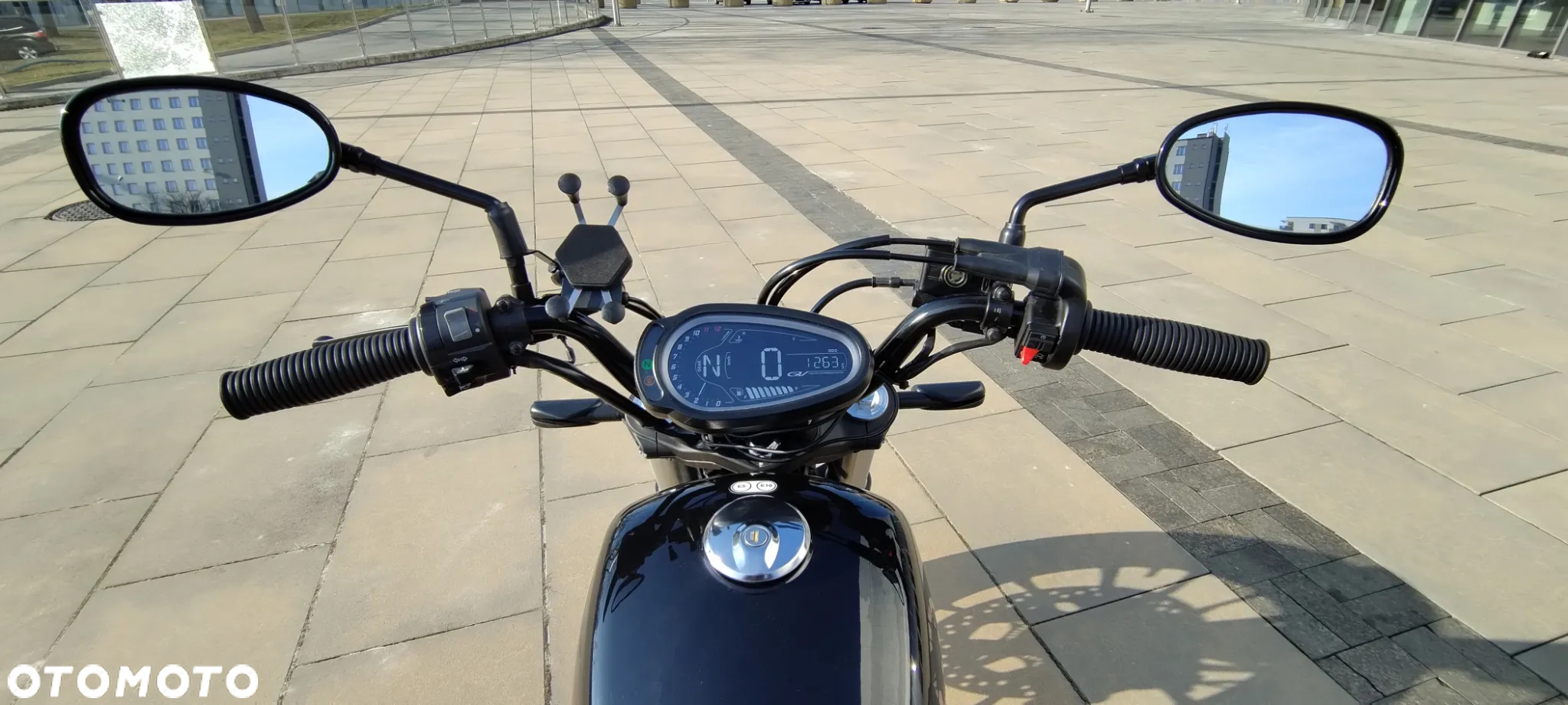 Hyosung GV - 19