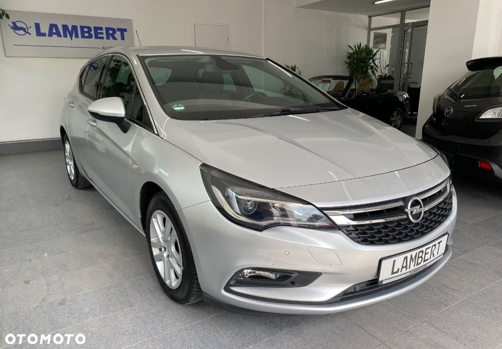 Opel Astra - 2