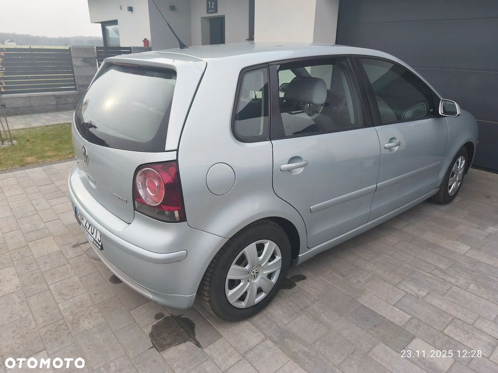 Volkswagen Polo 1.4 TDI DPF BlueMotion - 4