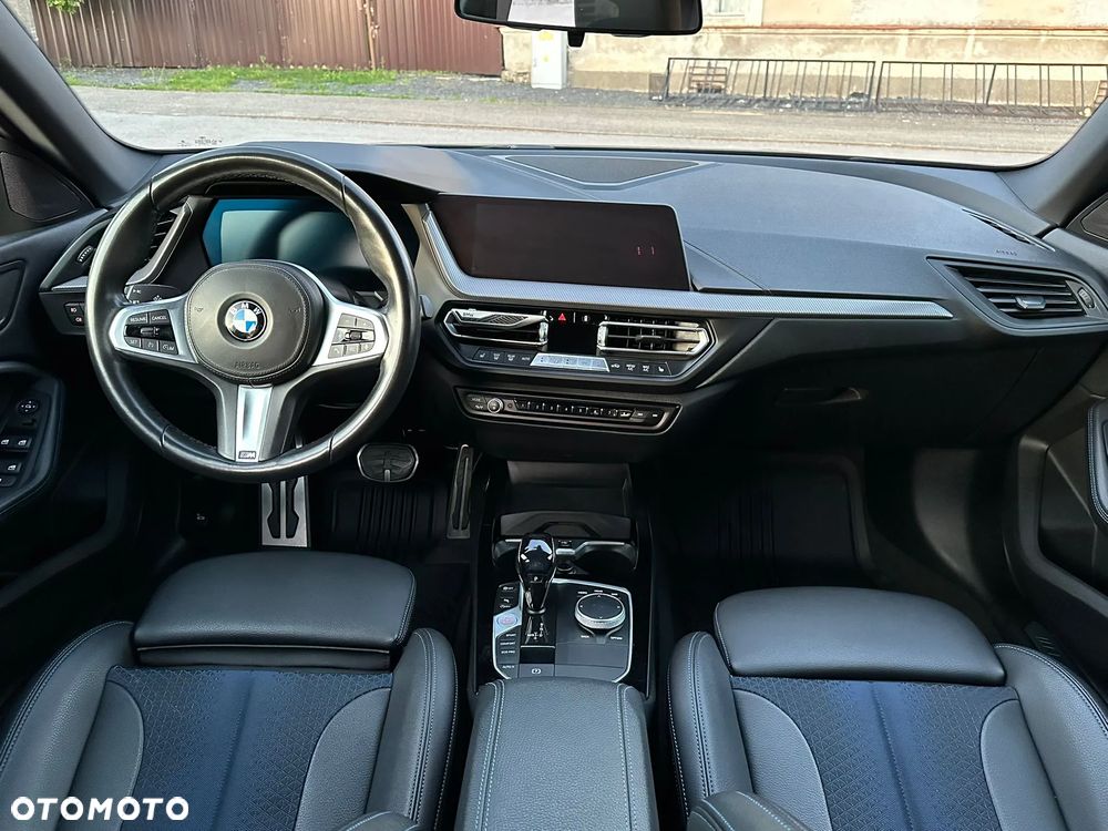 BMW Seria 2 218i M Sport - 19