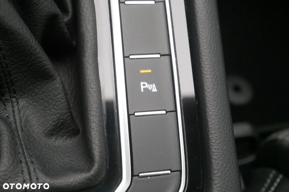 Volkswagen Passat Variant 1.5 TSI EVO Business DSG - 18