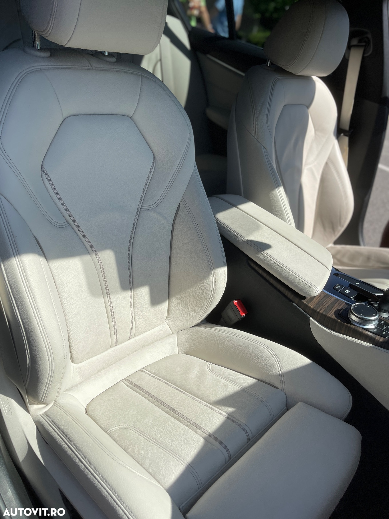 BMW Seria 5 520d xDrive AT - 15