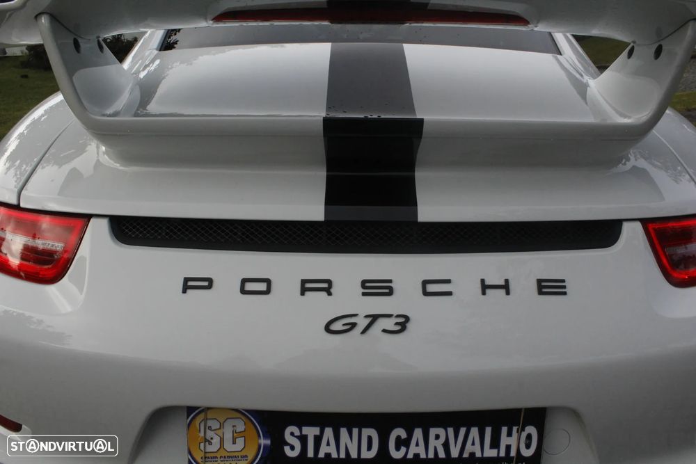 Porsche 911 Série F - 18