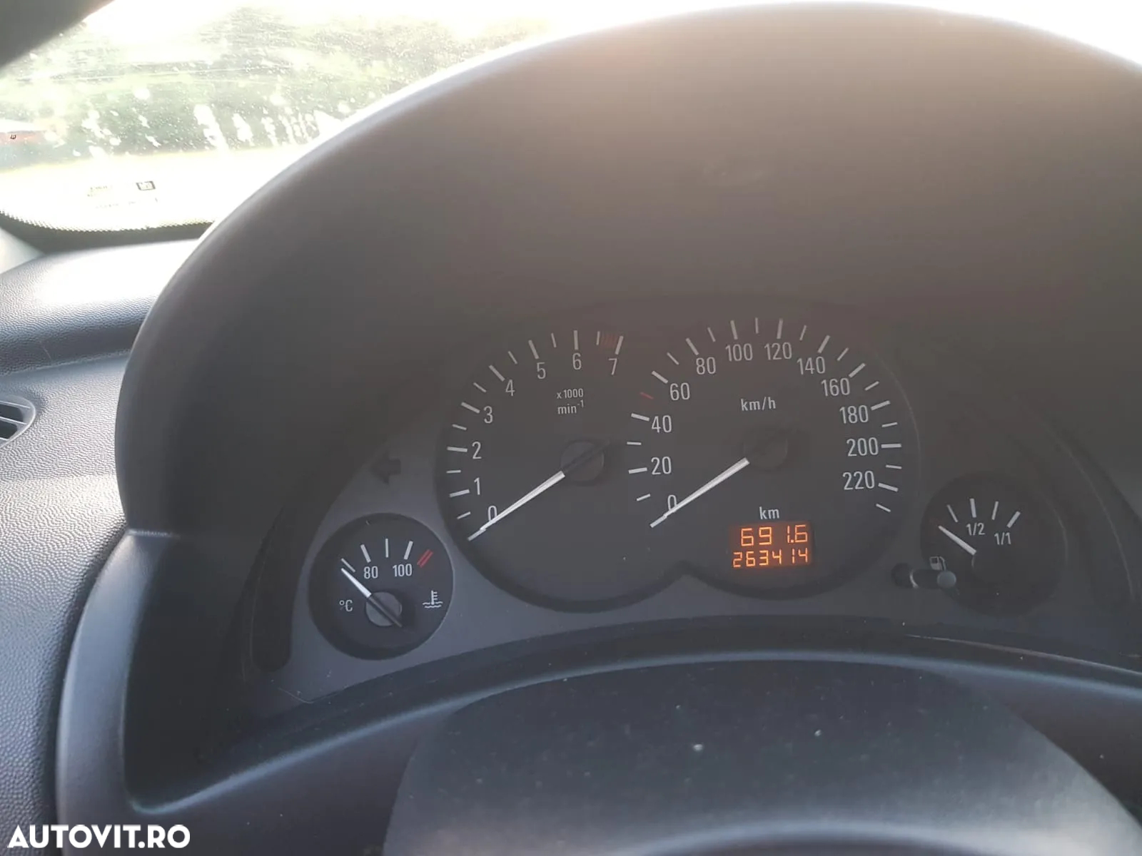 Opel Corsa - 8