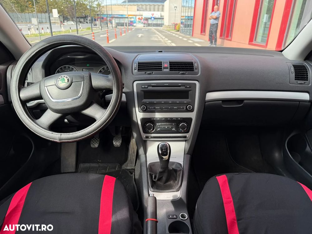 Skoda Octavia 1.6 TDI Ambiente - 13