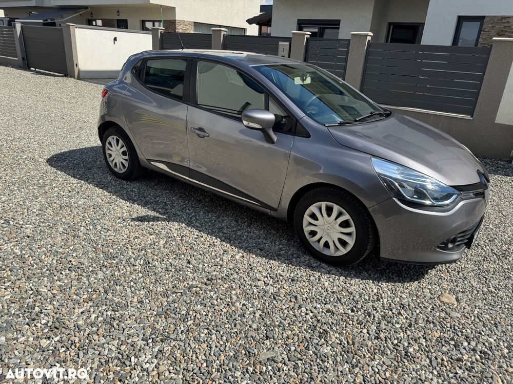 Renault Clio - 2