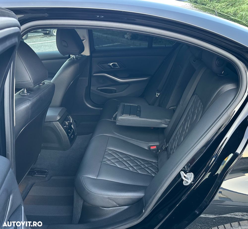 BMW Seria 3 320d AT MHEV - 37