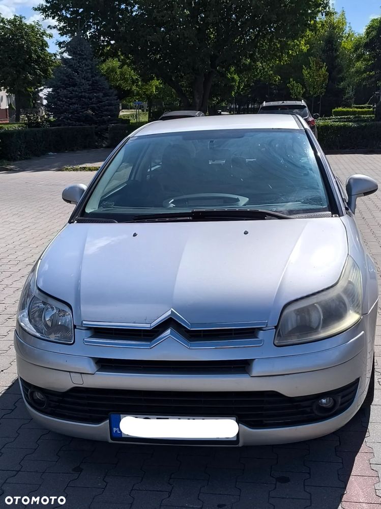 Citroën C4 1.6 16V X - 6